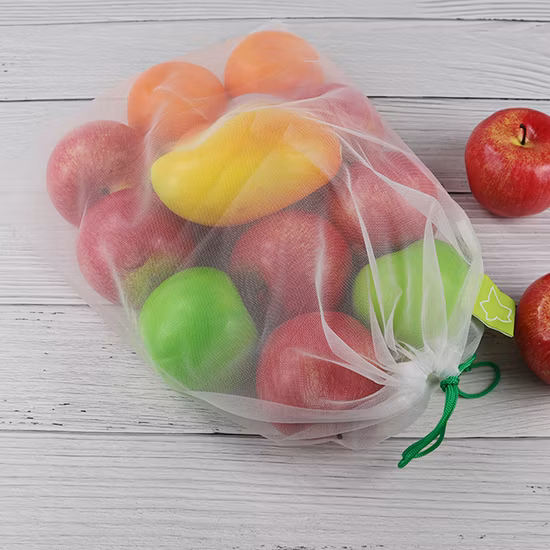 Fruits et légumes d'achats blancs personnalisés empaquetant le sac réutilisable de maille de cordon de RPET